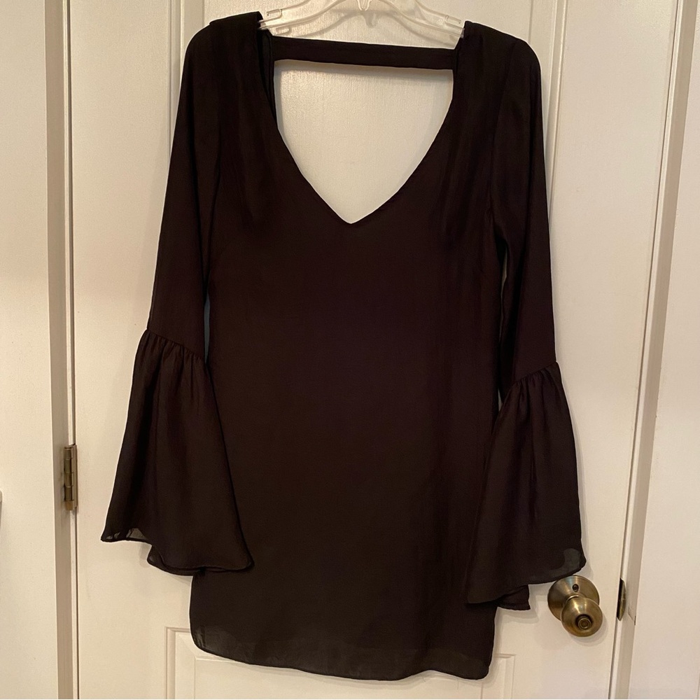 SHOW ME YOUR MUMU DRESS MINI V-NECK SCOOP BACK LONG SLEEVE BELL CUFF SIZE M